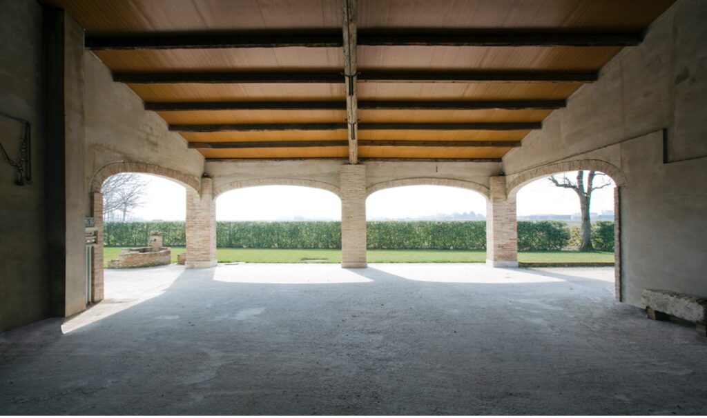 Estética y versatilidad del panel sándwich imitación teja